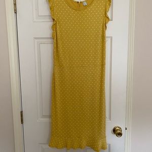 Size large, old navy polka dot dress.
